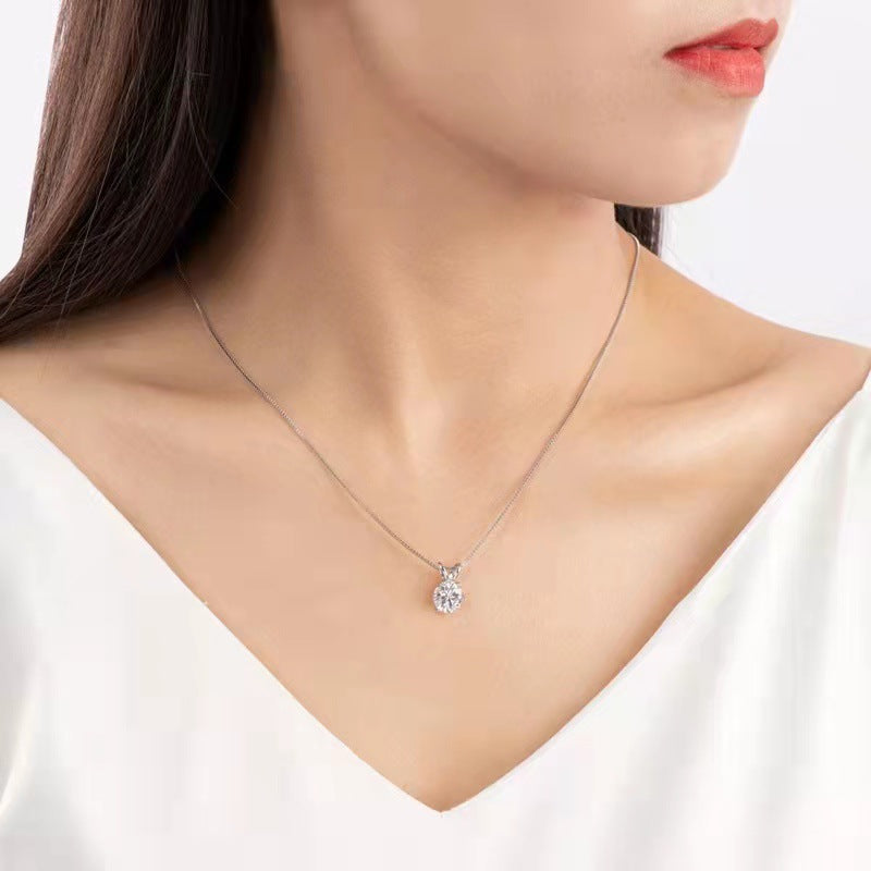 Moissanite Pendant – Elegant Clavicle Chain Jewelry